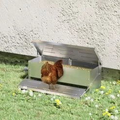 PawHut Automatic Chicken Feeder Poultry Feeder W/ Treadle, Lid, Sliver-Tone 2 PawHut Automatic Chicken Feeder Poultry Feeder W/ Treadle, Lid, Sliver-Tone -PawHut Shop 54445003 3